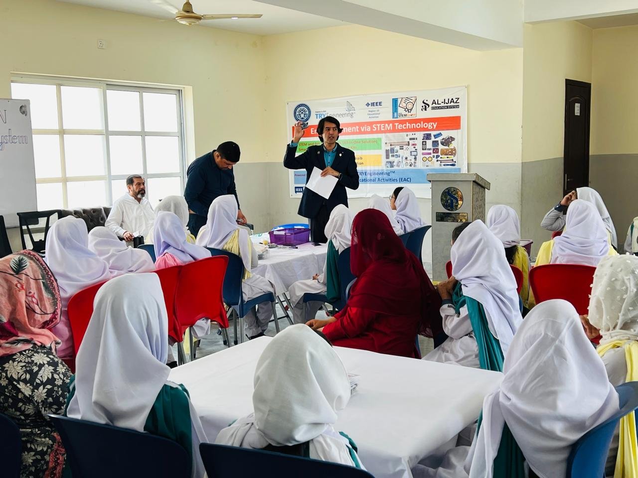 STEM & Digital Learning (4)al-ijaz foundation
