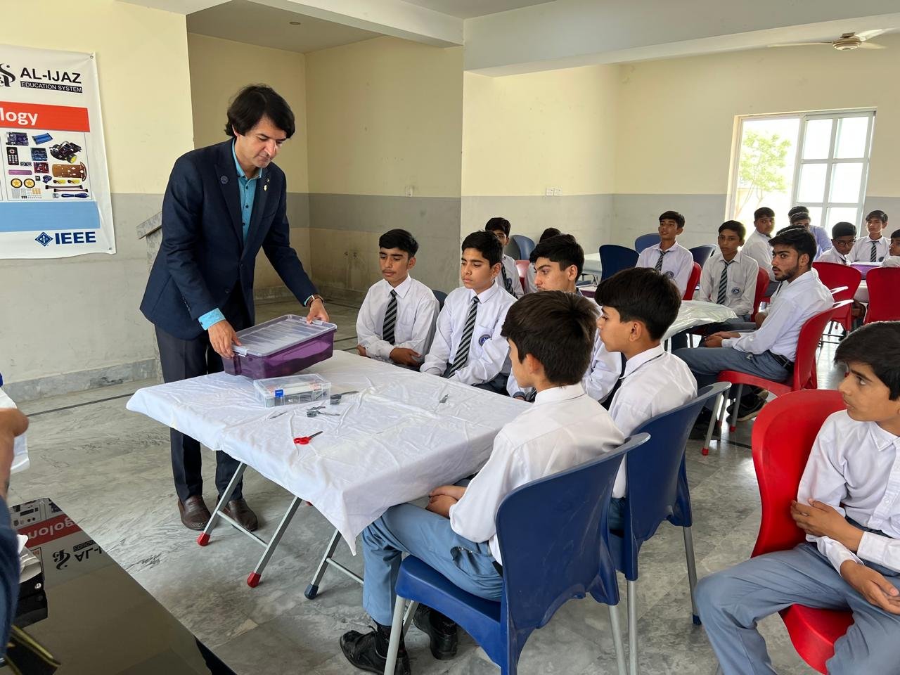 STEM & Digital Learning (5)al-ijaz foundation